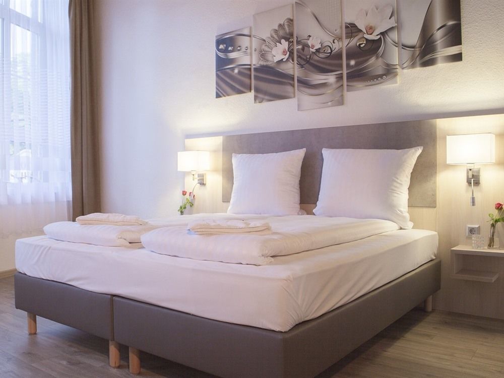 בראונוויילר Hotel Schugt מראה חיצוני תמונה