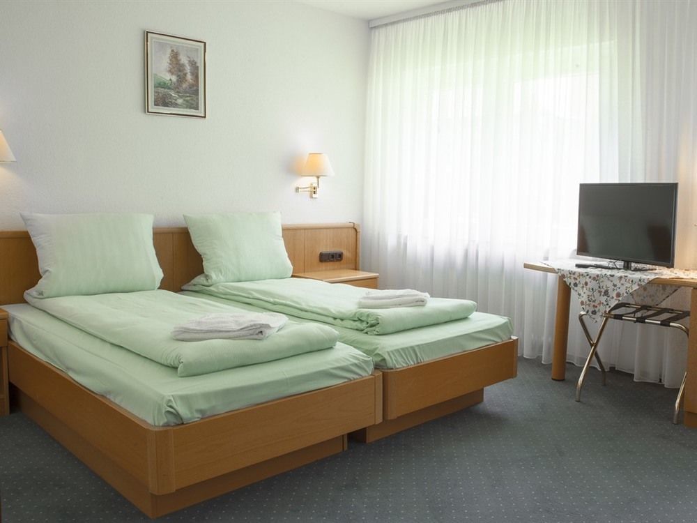 בראונוויילר Hotel Schugt מראה חיצוני תמונה